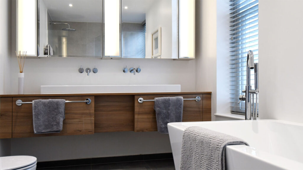 High-value interior project management in Albemarle Street, Mayfair. Luxury retail and residential coordination.