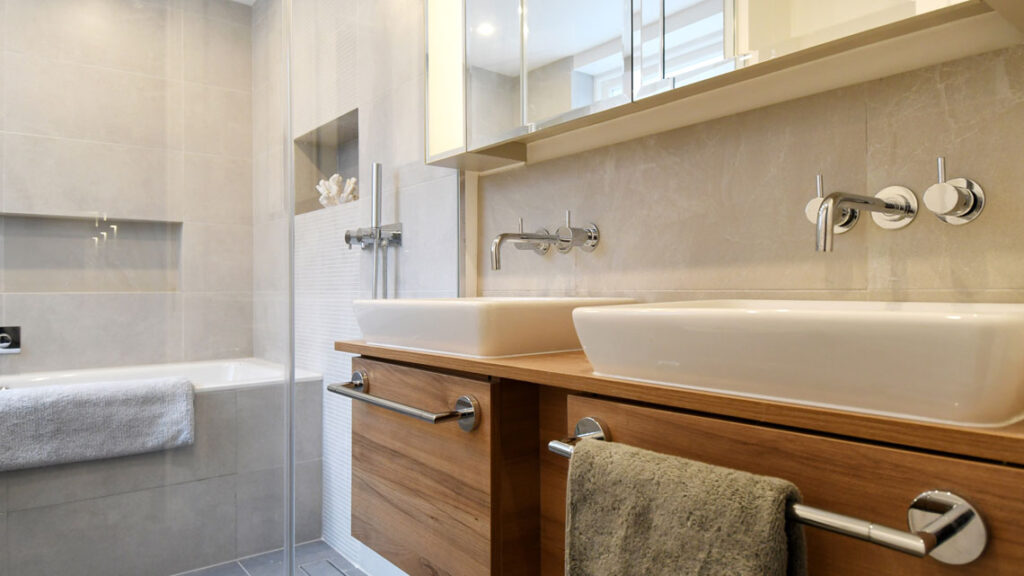 High-value interior project management in Albemarle Street, Mayfair. Luxury retail and residential coordination.