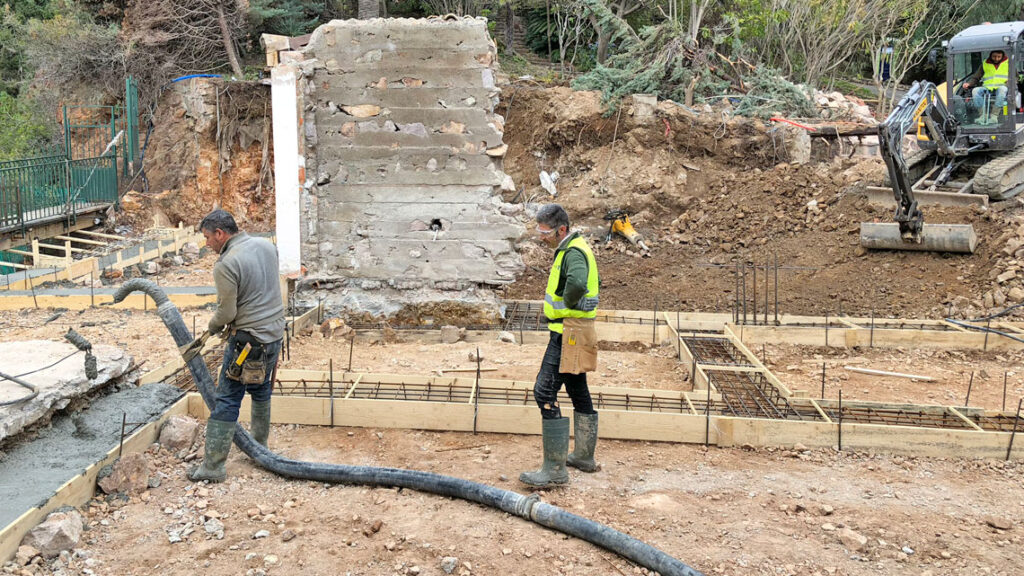Luxury villa foundations and structural engineering in Cannes, French Riviera. High-profile coastal construction.